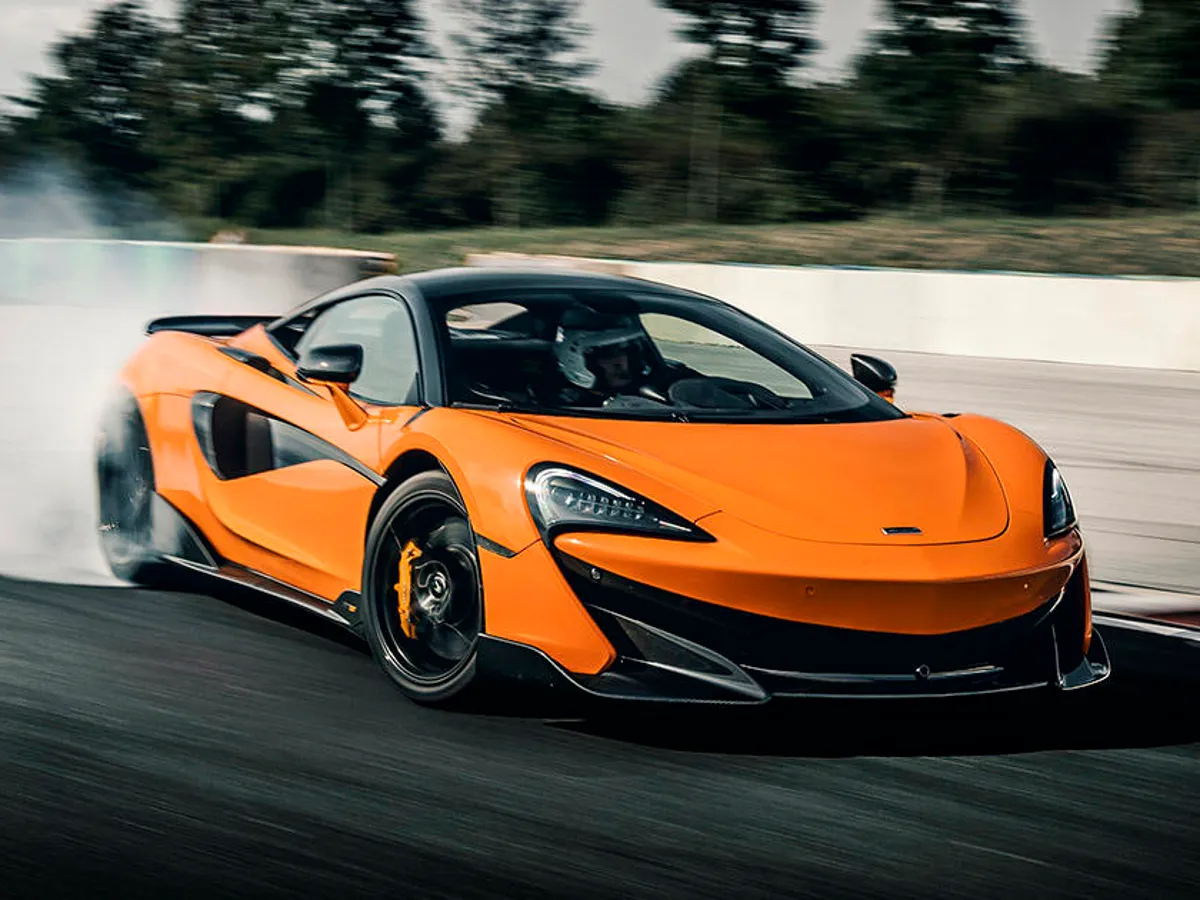 Ajoneuvon palamisvaara: McLaren 600LT takaisin