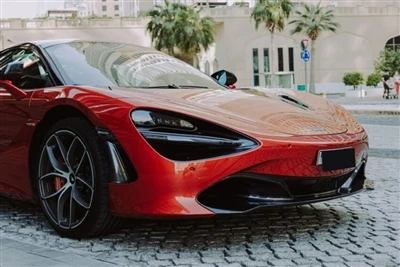Abu Dhabin sijoituspalveluyritys ostaa McLarenin
