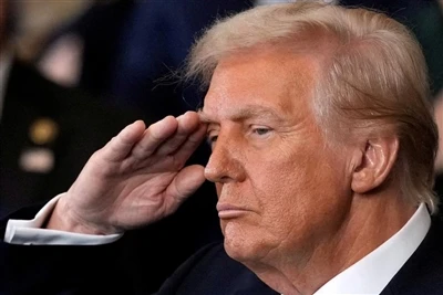 Trump ei ota heti käyttöön tulleja virkaan astuessaan, mutta jatkaa kauppauud...