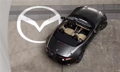Tasaisempi ja futuristisempi! Mazda vaihtaa logoaan ensimmäistä kertaa 28 vuo...