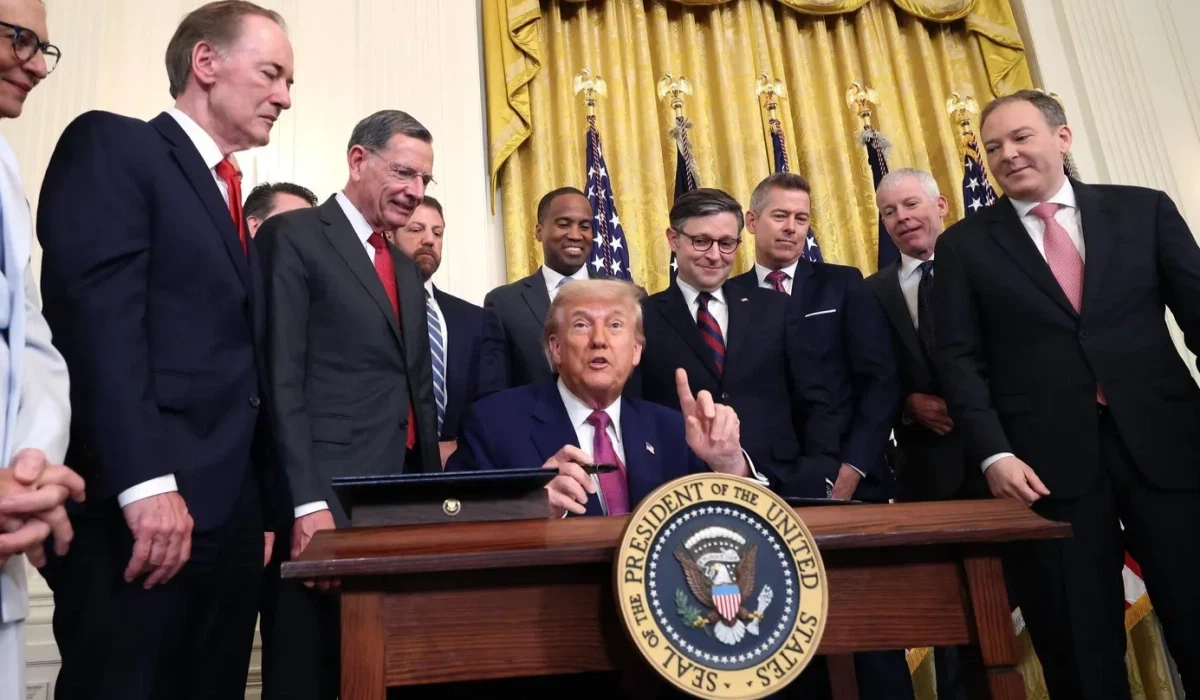 Kalifornia ja kymmenen muuta osavaltiota haastavat oikeuteen estääkseen Trump...